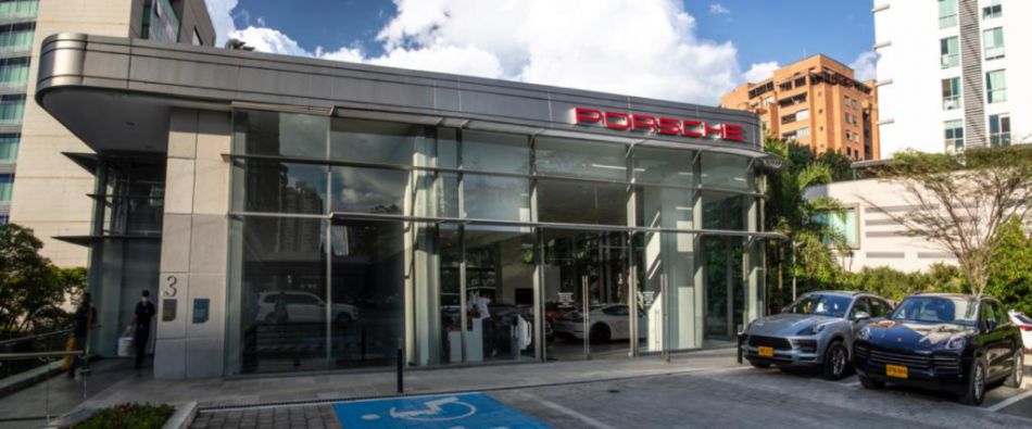 fabricando imagen PORSCHE medellin colombia